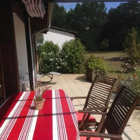 Feriehus Mezos, 4 Pieces, 6 Personnes - Fr-1-360-62 Mézos